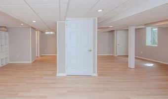 1848 Harley Dr, Ann Arbor, MI 48103