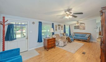 1462 Mccauley Rd, Baker, FL 32531
