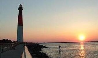14 E 16th St, Barnegat Light, NJ 08006