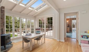 7 Waverly Rd, Darien, CT 06820