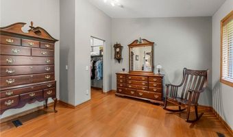 4730 144th St W, Apple Valley, MN 55124