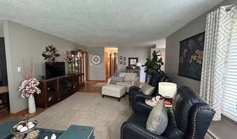 221 1st E St, Bottineau, ND 58318