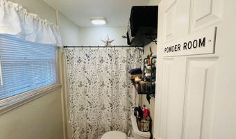 204 2nd St, Barnegat, NJ 08005