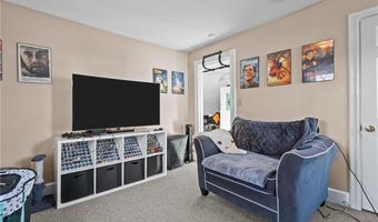 100 Lyman Ave, North Providence, RI 02911
