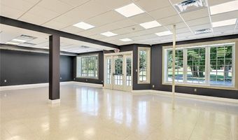 134 Maple Ave, Barrington, RI 02806
