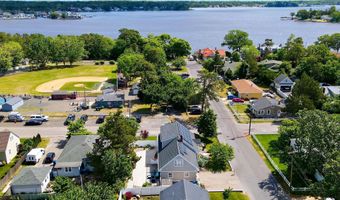 19 Harpoon St, Beachwood, NJ 08722