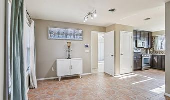 117 Old Oaks Dr, Ballwin, MO 63011