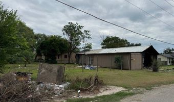 810 Saint Joseph St, Alice, TX 78332