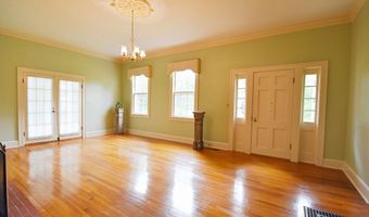 800 W Commerce St, Aberdeen, MS 39730