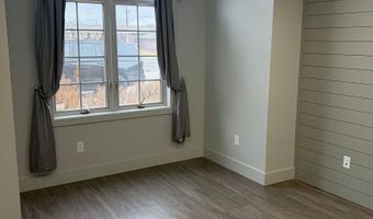 5920 YELLOWSTONE Rd 4, Cheyenne, WY 82009