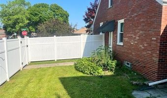 7208 Rosedale Blvd, Allen Park, MI 48101