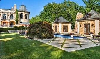 31 Rio Vista Dr, Alpine, NJ 07620