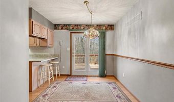 887 Woodridge Dr, Arnold, MO 63010