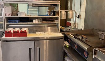 304 S Market St, Alton, MO 65606