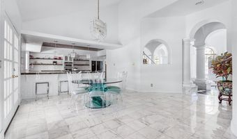 32 Princeville Ln, Las Vegas, NV 89113