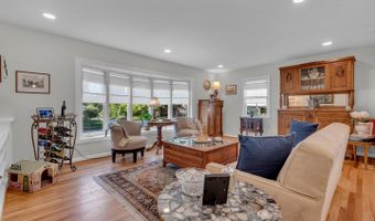 1 KING Ct, Annapolis, MD 21401