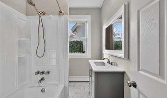 112 Villa Ave, Cranston, RI 02905