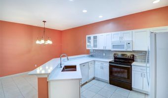 210 MYSTIC FALLS Dr, Apollo Beach, FL 33572