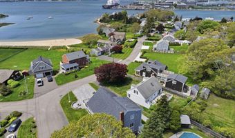 4 Cross Rd, Bourne, MA 02532