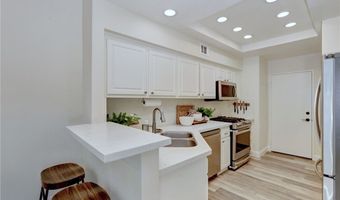 101 Carlsbad Ln, Aliso Viejo, CA 92656