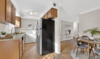 4617 28TH Rd S B, Arlington, VA 22206