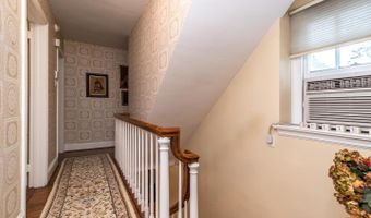 1431 WHEATSHEAF Ln, Abington, PA 19001