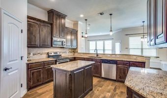 713 Westgate Dr, Aledo, TX 76008