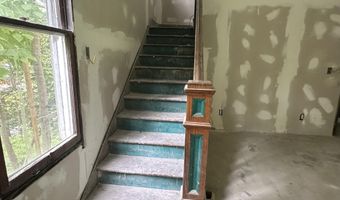210 Callahan Ave, Appalachia, VA 24216