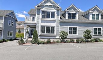 20 Kettle Point Ave, East Providence, RI 02914