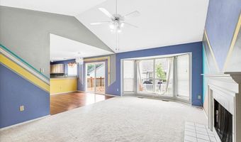 208 Kylewood Ct, Ballwin, MO 63021