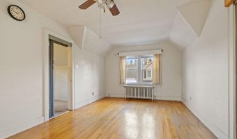 42 Collins Pl, Albany, NY 12208