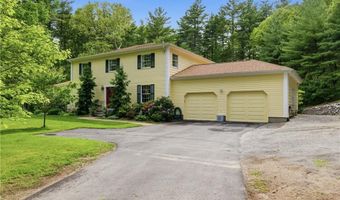 40 White Pine Dr, Glocester, RI 02814