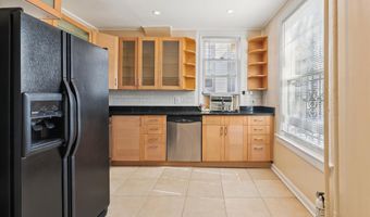 14 SEATON Pl NW, Washington, DC 20001