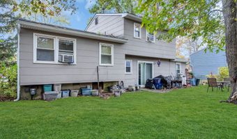 61 Bittern Ln, Bayville, NJ 08721