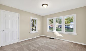 2185 Stahl Rd, Akron, OH 44319