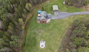 4 Debbie Dr, Altamont, NY 12009