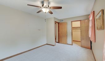 8459 Seattle Slew Ln, Indianapolis, IN 46217