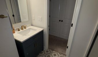 831 Orchard Valley Ln, Boiling Springs, SC 29316