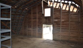 409 E. Elm St, Albion, IL 62806