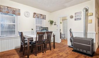 13 Elizabeth St, Cumberland, RI 02864