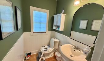 7538 MORNINGSIDE Dr NW, Washington, DC 20012