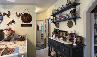 5 Freedom Ln, Belfast, ME 04915