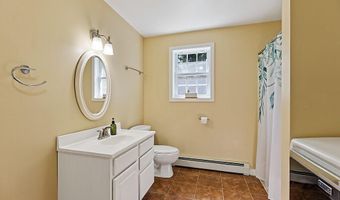 40 Guptill Rd, Belgrade, ME 04917