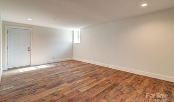 55 Cisco Rd, Asheville, NC 28805