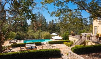 335 Pine Breeze Dr, Angwin, CA 94508
