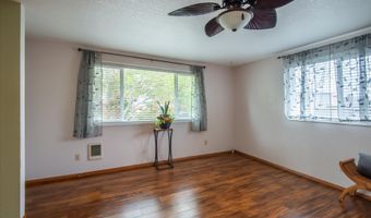 1105 1ST St, Bandon, OR 97411