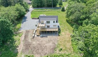26 Old Stone Church Rd, Little Compton, RI 02837
