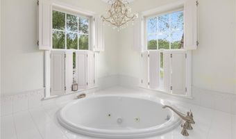 150 Delta Dr, North Kingstown, RI 02874