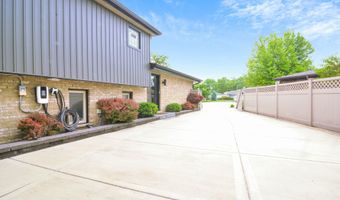 4690 W 130th Ct, Alsip, IL 60803