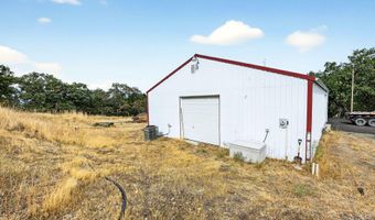 500 Pompadour Dr, Ashland, OR 97520